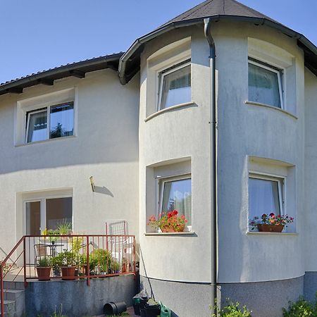 Aura Guesthouse Любляна Экстерьер фото