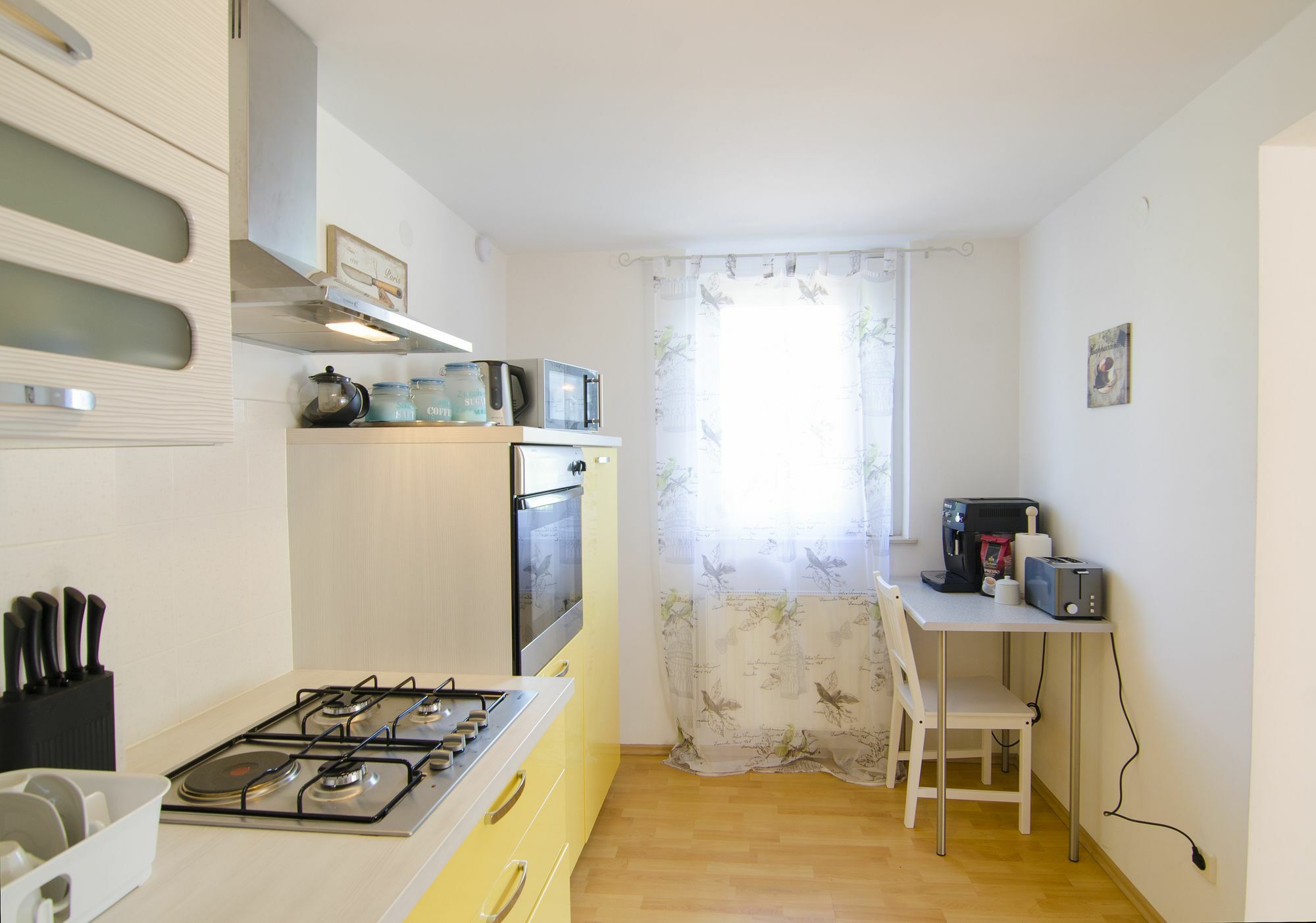 Aura Guesthouse Любляна Экстерьер фото