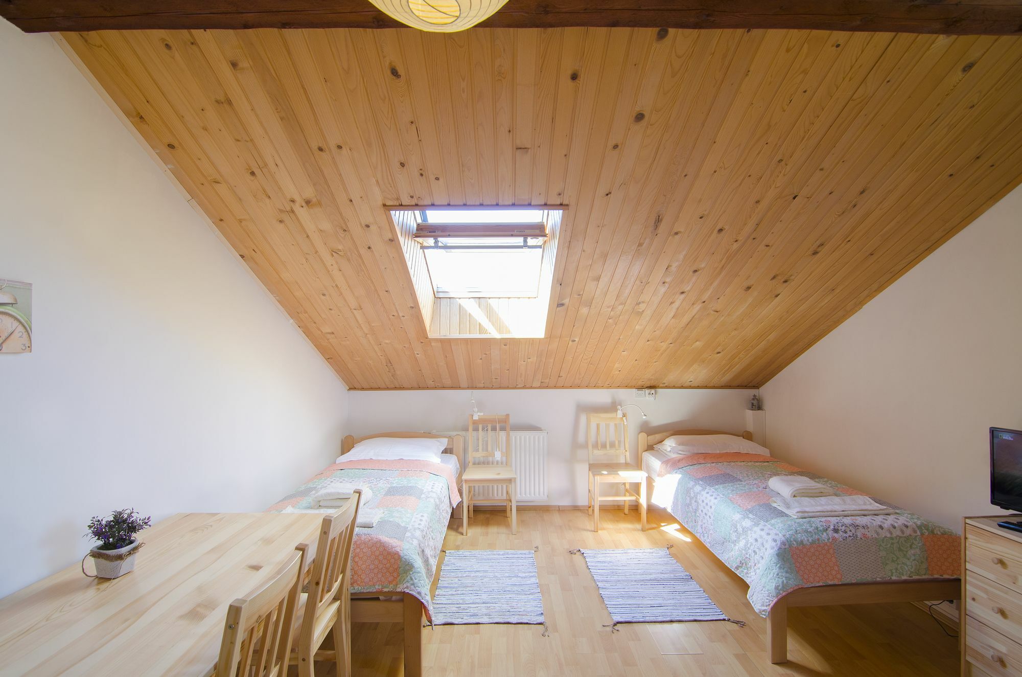Aura Guesthouse Любляна Экстерьер фото