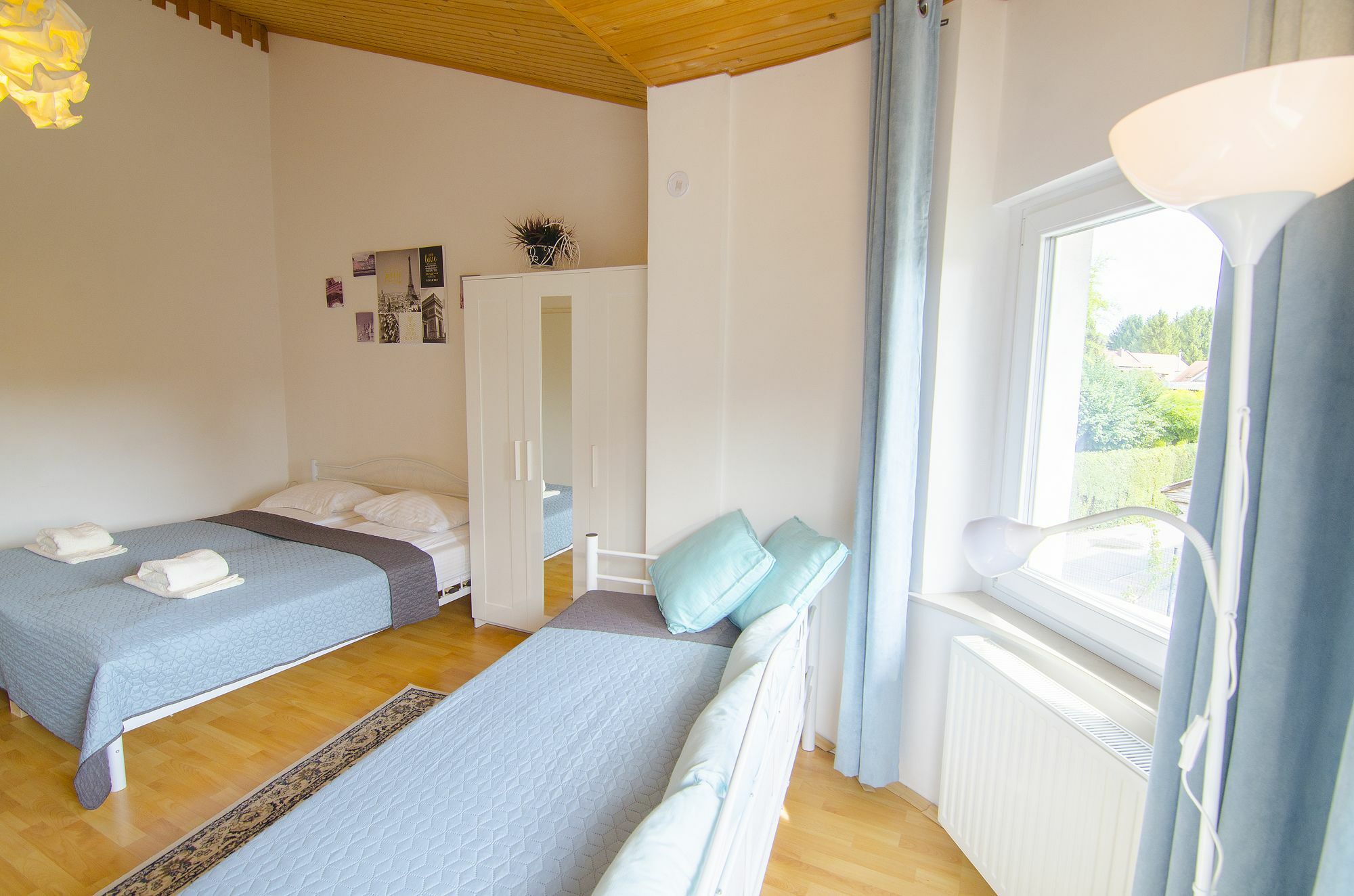 Aura Guesthouse Любляна Экстерьер фото